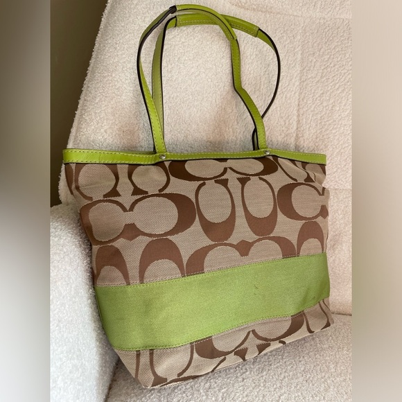 Vintage Coach Signature Stripe Tote Bag, style, in khaki and apple green NWOT - Picture 5 of 13